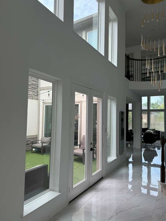 Photo - 5307 Streamside Trl