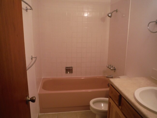 Photo - Bardon Apartments