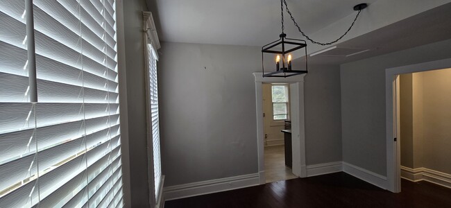 Photo - 25 N 21st St