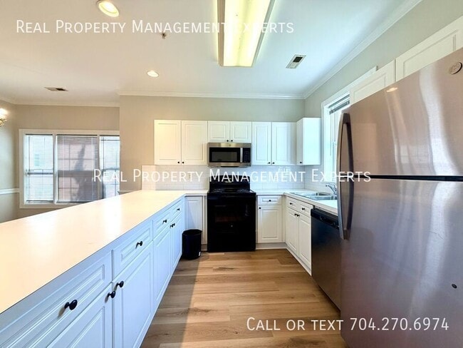 Photo - 8969 Meadow Vista Rd