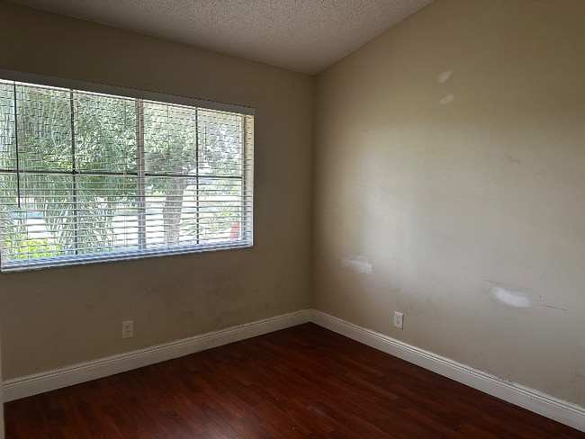 Photo - 8438 NW 40th Ct