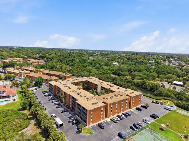 12760 Indian Rocks Rd Unit 1065