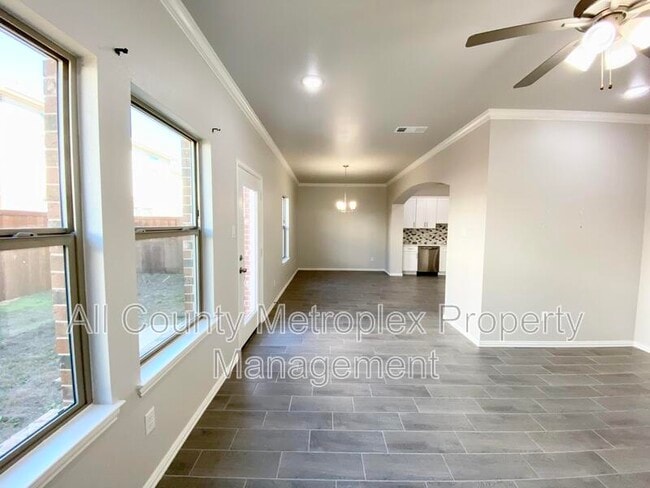 Photo - 4723 Amal Saleh Dr