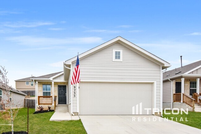 Photo - 9735 Marbach Gdn