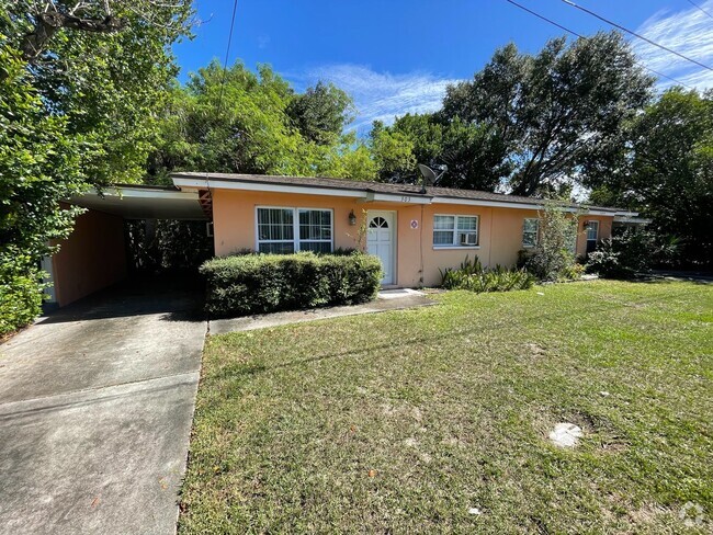 Building Photo - Beautiful Clearwater 1/1 Home in Quiet Nei...