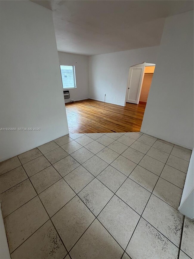 Photo - 945 Bay Dr Unit 6