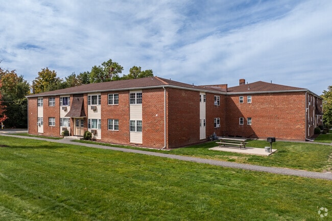 Stevens Manor Apartments