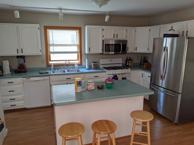 Photo - 6 Joseph Ln