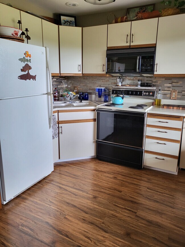 Photo - 2855 S Forrest St Unidad 106