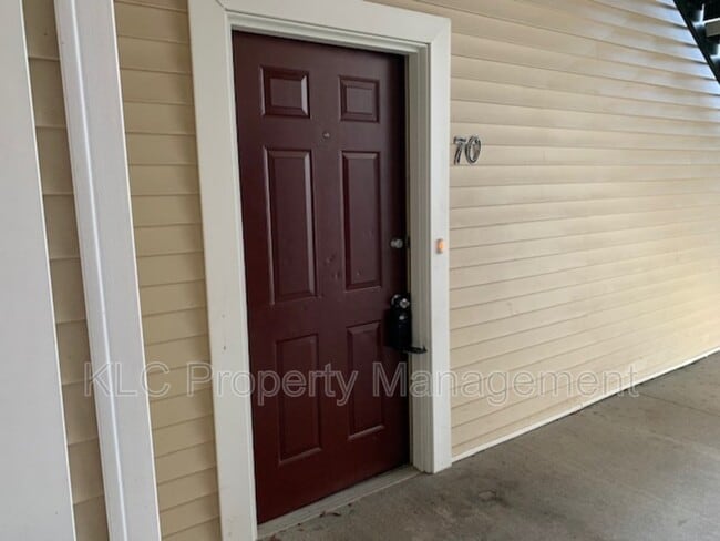 Photo - 2323 E Porter Ave Unit 70