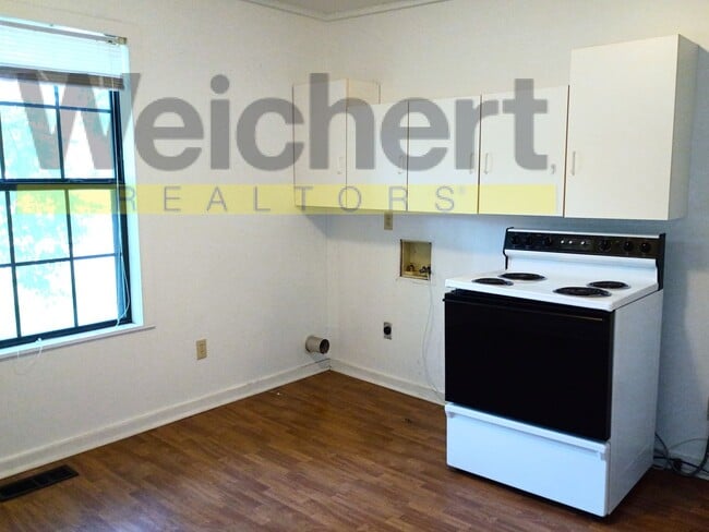 Photo - Cozy 2 Bed, 1 Bath Home
