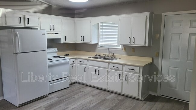 Photo - 14 Live Oak Loop NE