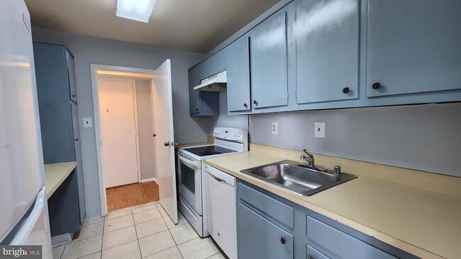 Photo - 9701 Fields Rd Unit 1202