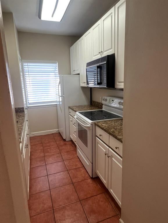 Photo - 706 W 24th St Unit 305