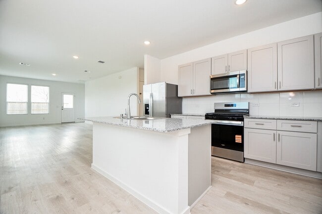 Photo - 23110 Deanston Dr