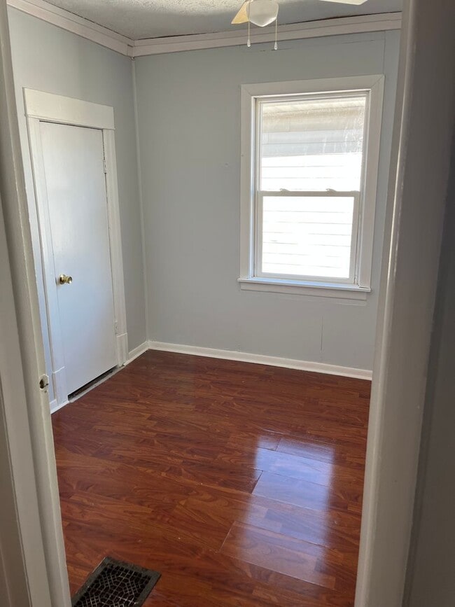 Photo - Great 2br/2ba home with large yard and large bonus room!