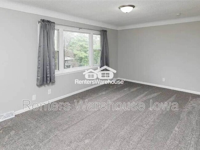 Photo - 2418 Boston Ave