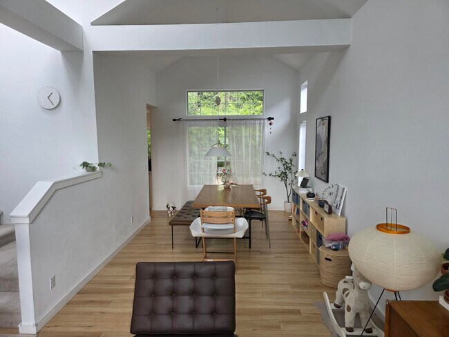 Photo - 25728 SE 35th Pl