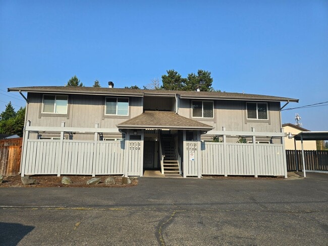 Building Photo - 7710 Burgess Ave W Unit 7710 Burgess St W