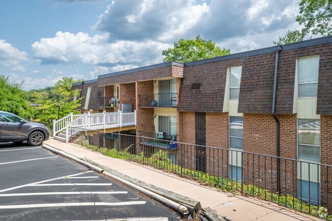 Building Photo - Belmont Terrace Rental