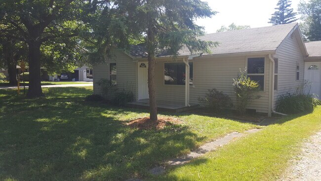 Photo - 4285 Parker Rd