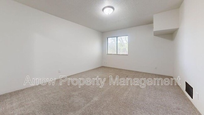 Photo - 207 E Arbor Ave