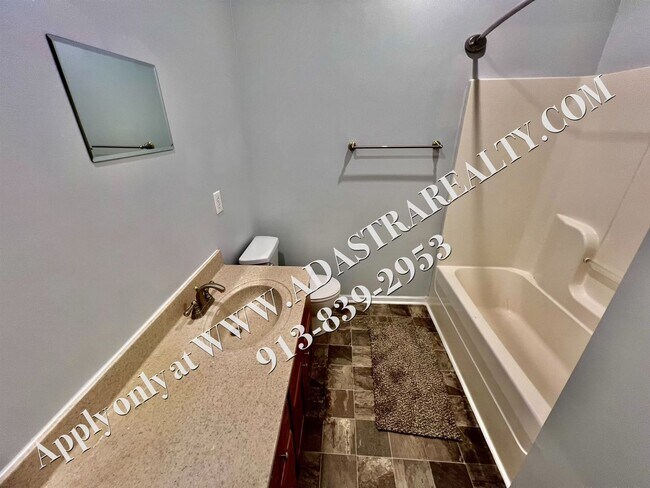 Photo - Beautiful Gardner Townhome-Available in MAY!!