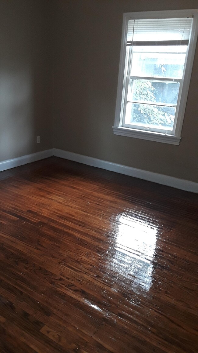 Living room - 4848 Brenda Dr