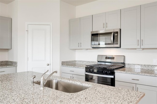 Photo - 400 Hodges St