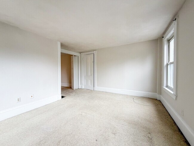 Photo - 233 Forest St