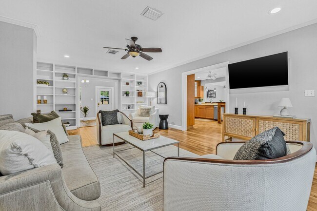 Photo - 106 OSE Rentals LLC Unit Bagel House