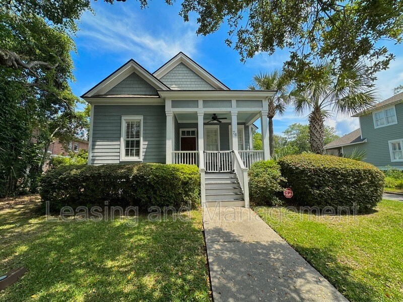Photo - 76 Alberta Avenue