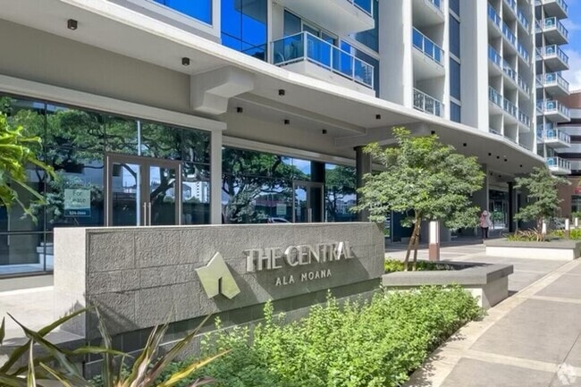 Building Photo - LIKE NEW Condition 1 Bedroom 1 Bathroom at... Unit 3905 - Central Ala Moana Rental