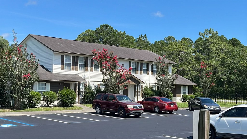 Coastal Point Residential - Coastal Point Residential Apartments