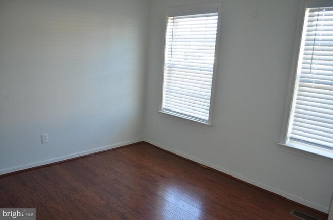 Building Photo - 12113 Fallen Timbers Cir