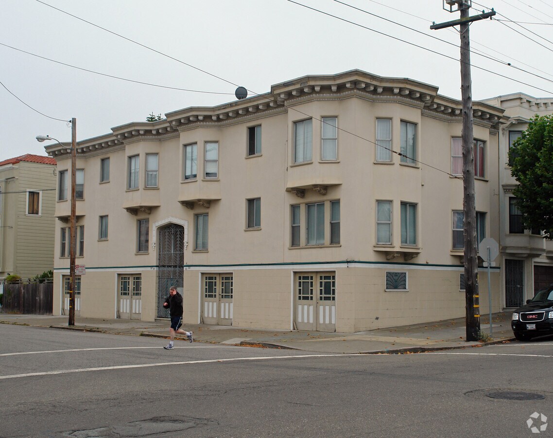 303-309 Thirtieth Avenue - 303-309 Thirtieth Avenue