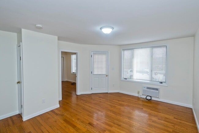 Building Photo - 181 State St Unit 2