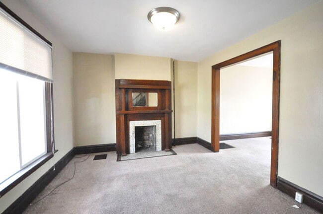 Photo - 177 E 11th Ave