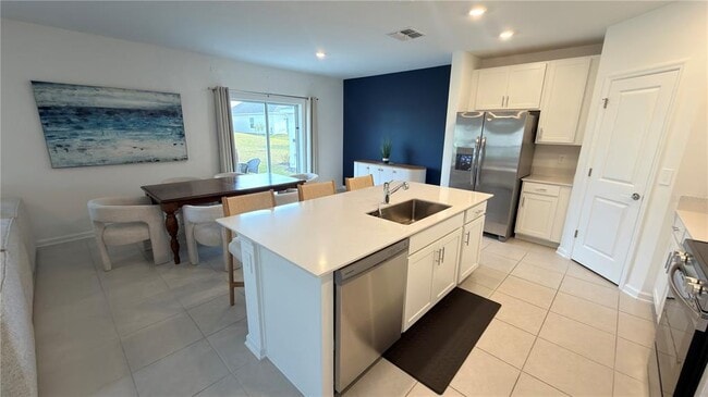 Photo - 2731 Armstrong Ave