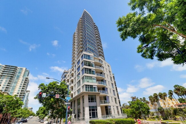 Skyline Views & Sophisticated Corner Living at Aria in Cortez Hill