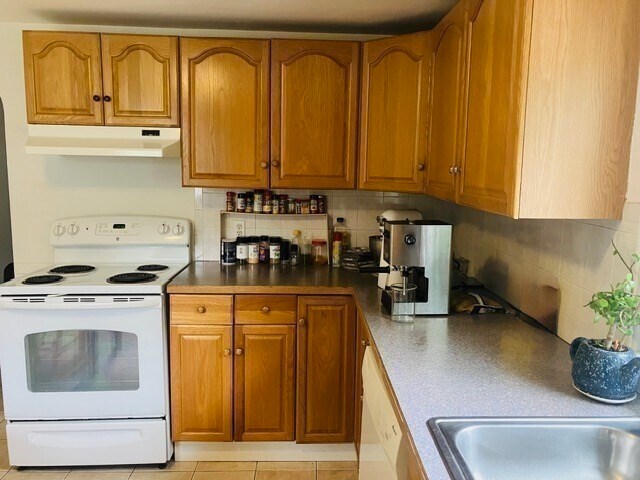 58 Cherry St Unit 58A