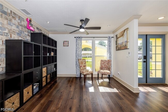 Photo - 2507 Lakeview Dr