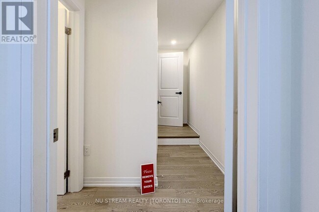 Photo - 7 Russel Wice Ave.