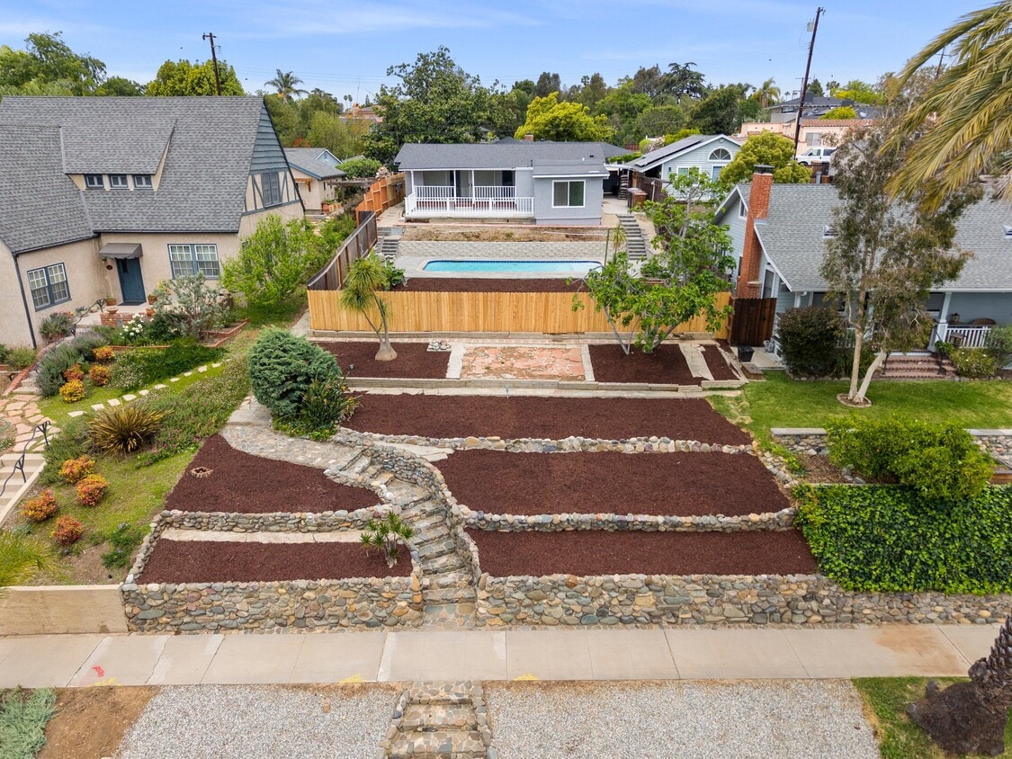 Photo - 615 Malvern Ave (Fullerton, CA)