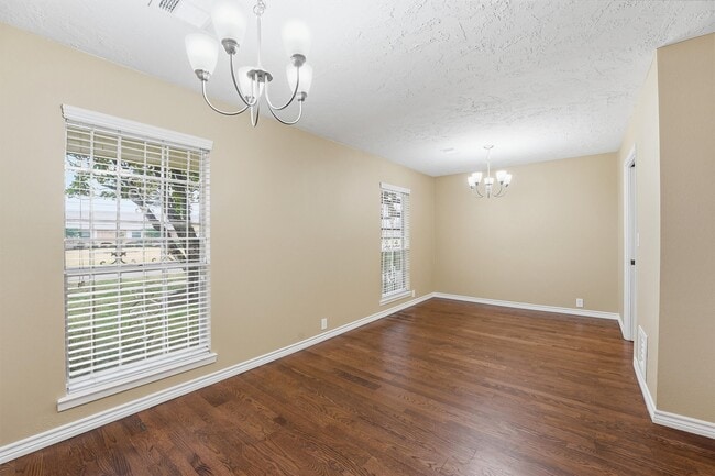 Photo - 4122 Regency Dr