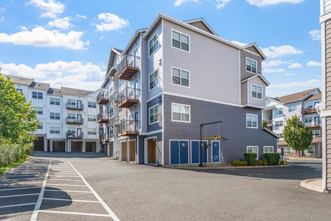 Photo - Element 170 Apartments