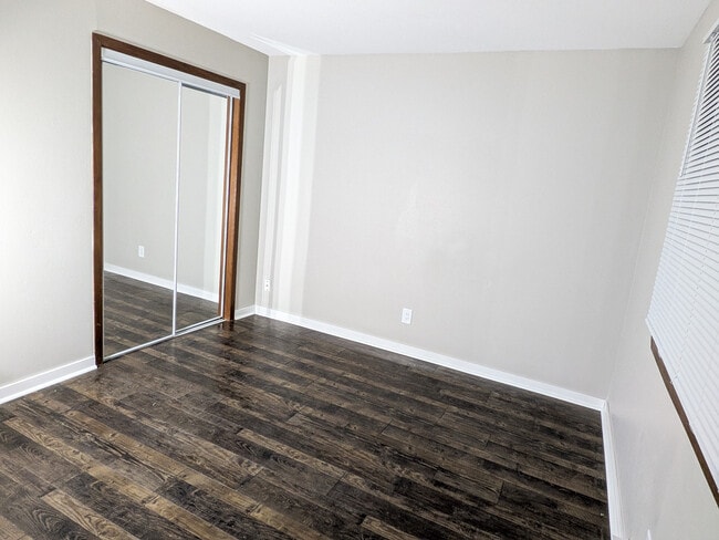 Photo - 5182 Seaton Hall Dr Unit #3