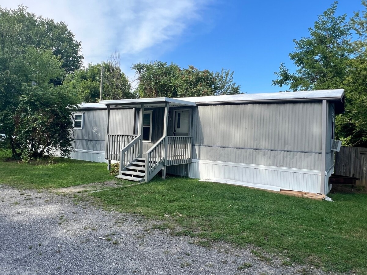 Photo - 732 Old US Hwy 70 Unit 4