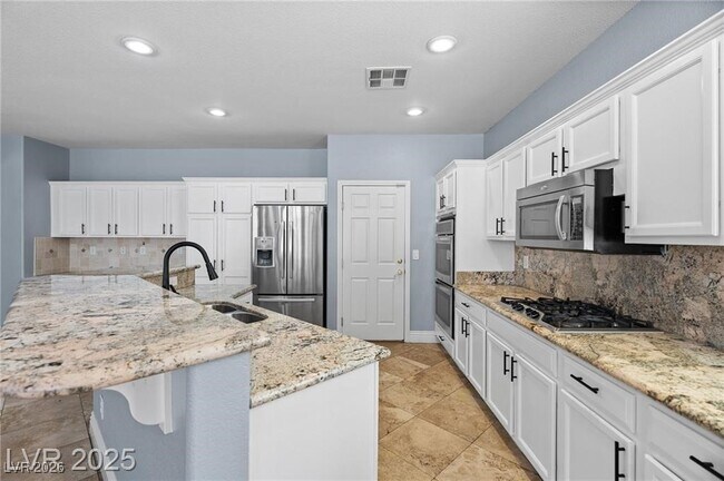 Photo - 10281 Wolves Den Ln