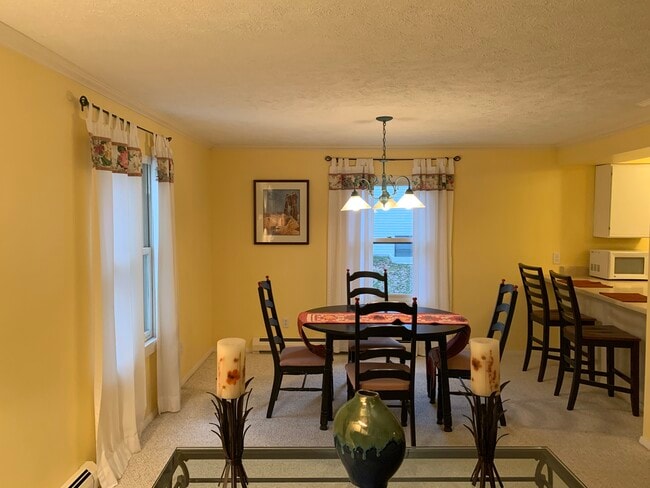 comedor - 4244 Mitchell Creek Dr Unidad G-3